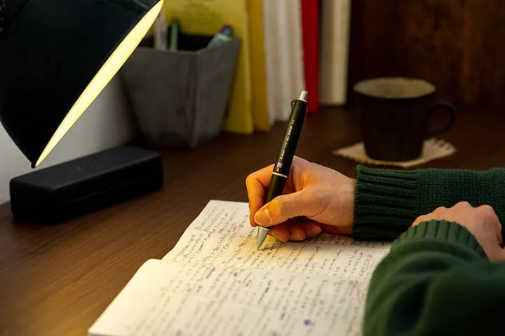 Pilot THE Dr.GRIP 0.3mm Fure-Fure Lock Mechanism Mechanical Pencil