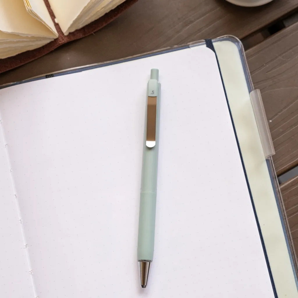 Zebra bLenU 0.5mm Retractable Oil-based Black Ink Ballpoint Pen