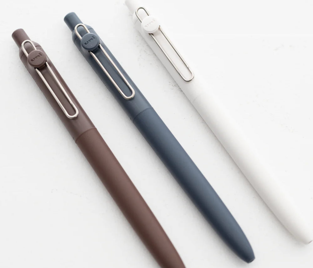 Uni ZENTO Standard 0.7mm Black Liquid Gel Ink Pens (Pack of 3)
