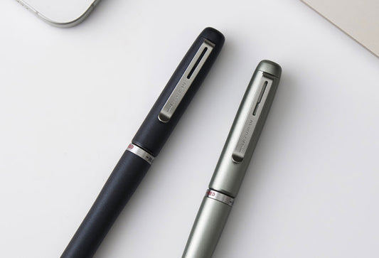 Uni Newly present JETSTREAM PRIME "Twist-and-Retract" 3-Colour Ballpoint Pen