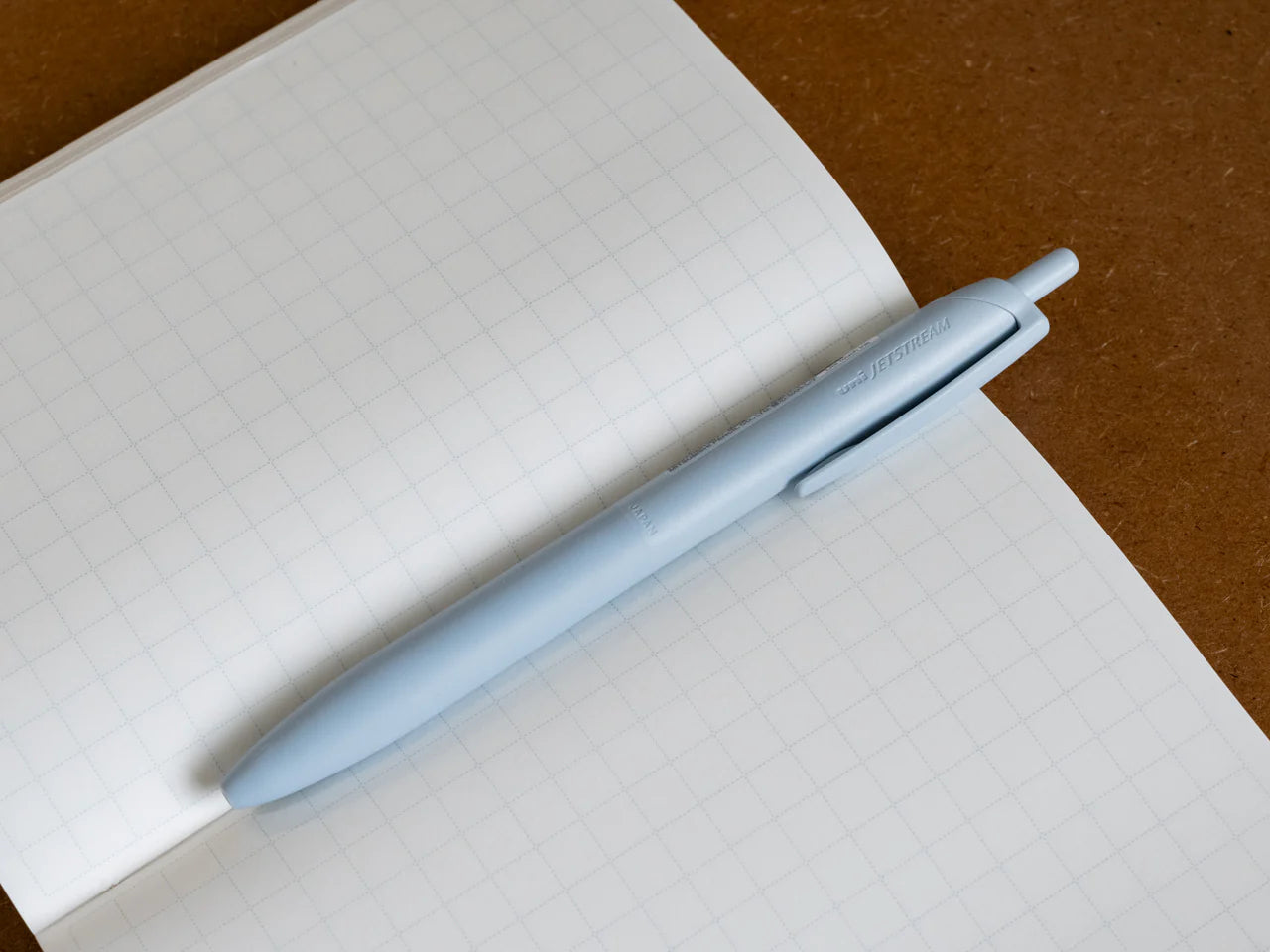 Uni JETSTREAM Lite touch ink 0.7mm Black Ink Ballpoint Pen