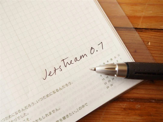 Uni JETSTREAM Rubber Body 0.7mm Black Ink Ballpoint Pen