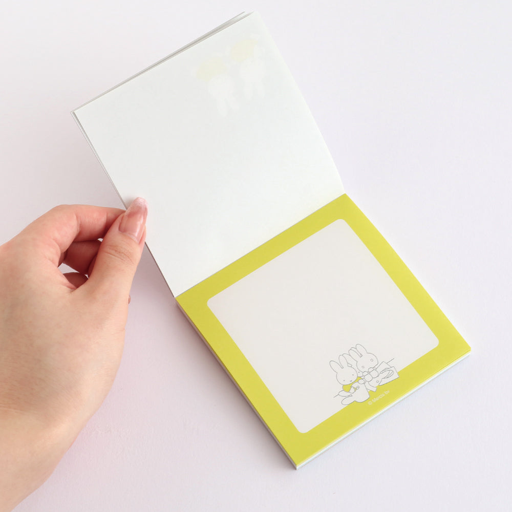 GreenFlash Miffy Square Type Memo Pad (100 Sheets)
