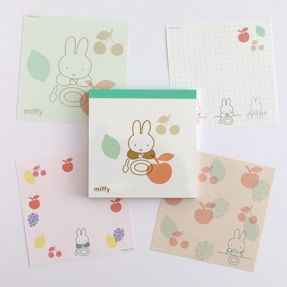 GreenFlash Miffy Square Type Memo Pad (100 Sheets)
