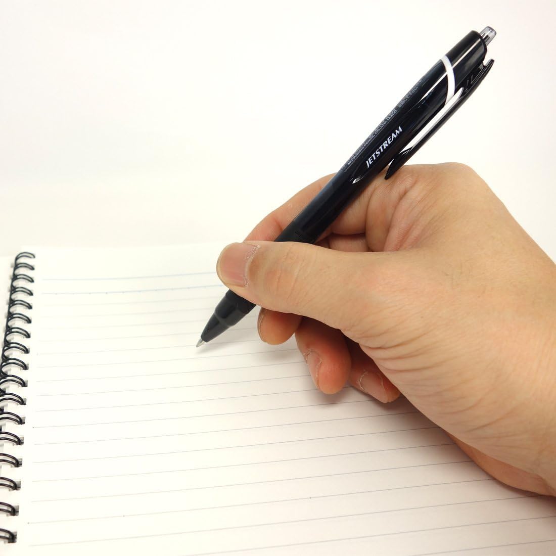 Uni JETSTREAM 0.7mm Black, Blue, Red Ink Ballpoint Pens (Pack of 3)