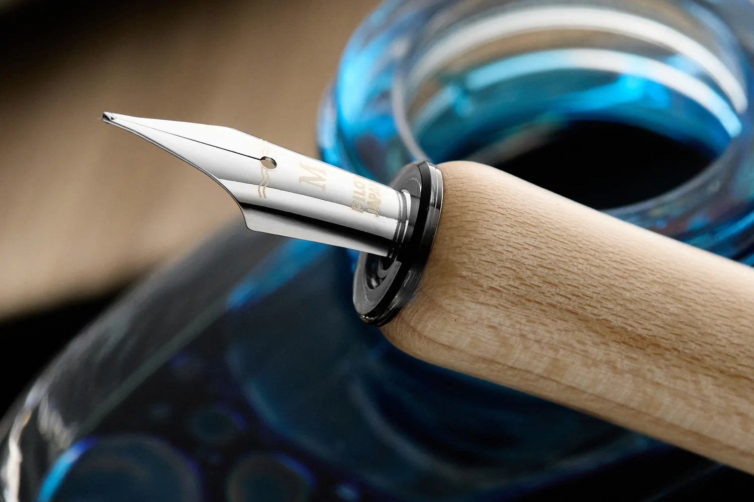 Pilot iro-utsushi Dip Pen (Medium Point), Wood Barrel